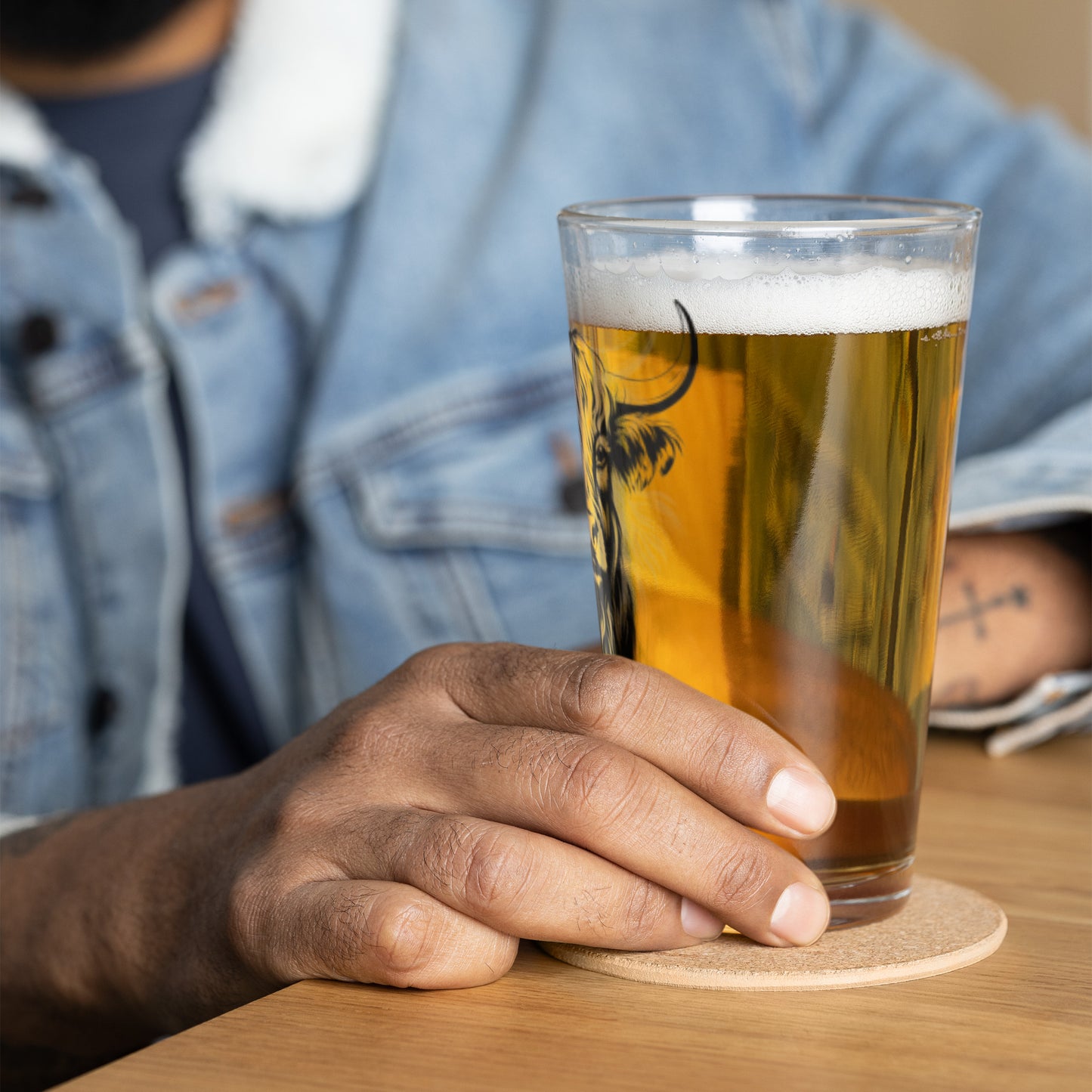 Shaker pint glass